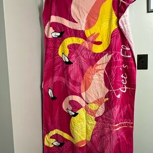 Better Homes And Gardens Flamingo Towel in Pink and Orange